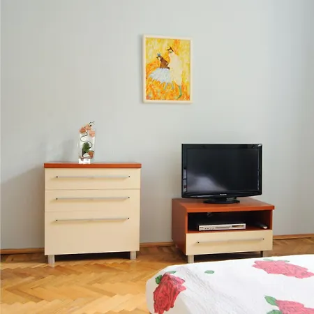 Apartment Lenina 3 *