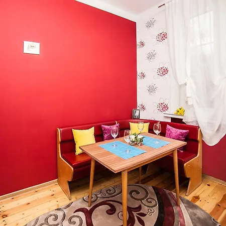 Lenina 3 Apartment *